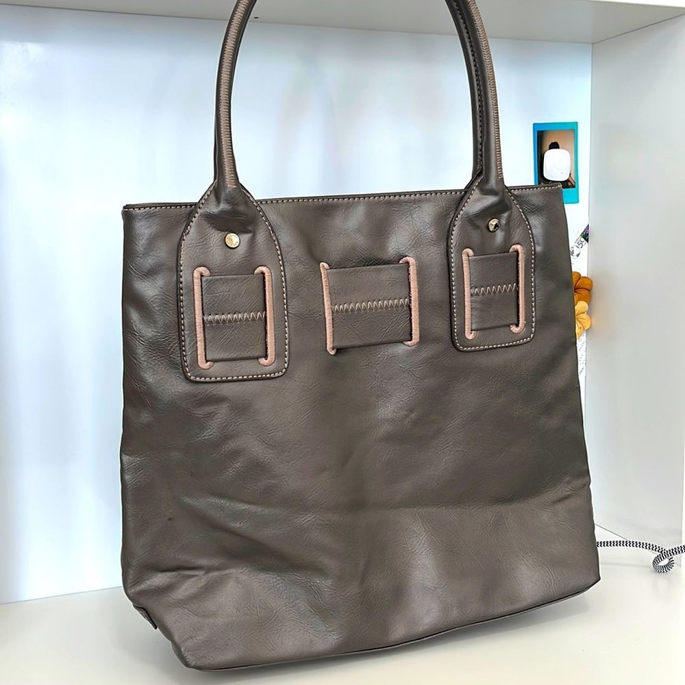 Tommy Hilfiger Grey Metallic bag.